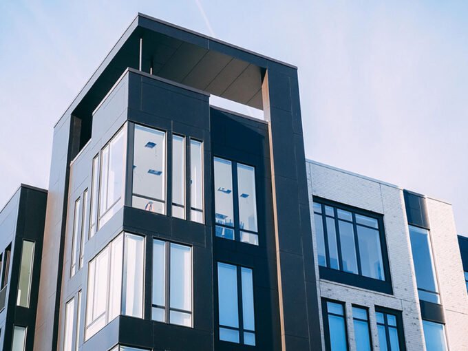 Building Having 15 Apartments in Delhi